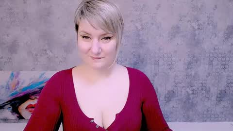 Snapshot of djullia chatting on February 24, 12:05 pm djullia online show from February 24, 12:05 pm