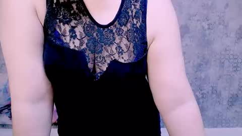 Snapshot of djullia chatting on February 27, 1:07 pm djullia online show from February 27, 1:07 pm