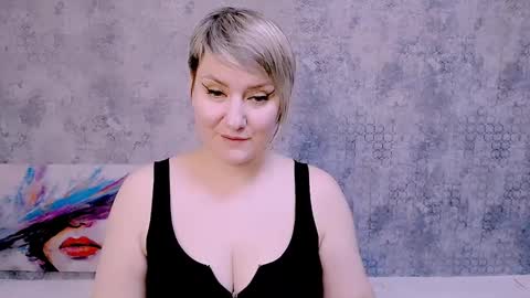 Snapshot of djullia chatting on March 10, 3:20 pm djullia online show from March 10, 3:20 pm