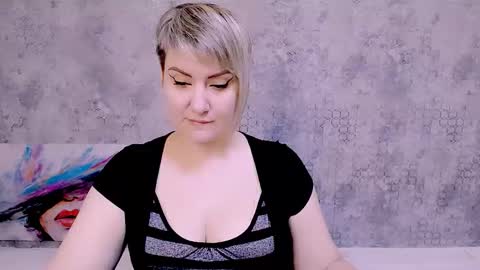 Snapshot of djullia chatting on September 17, 6:04 am djullia online show from September 17, 6:04 am