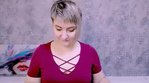 Snapshot of djullia chatting on October 5, 5:06 am djullia online show from October 5, 5:06 am