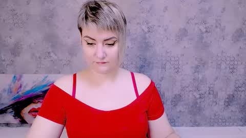 Snapshot of djullia chatting on October 6, 5:49 am djullia online show from October 6, 5:49 am