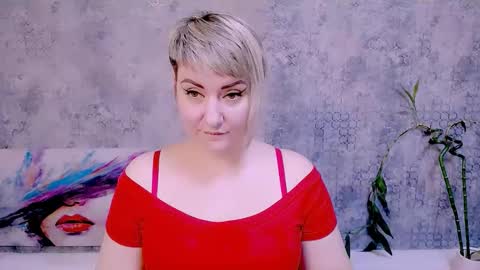 Snapshot of djullia chatting on November 27, 11:01 am djullia online show from November 27, 11:01 am