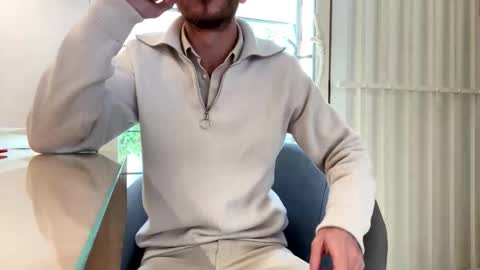 Snapshot of dmot2024 chatting on December 4, 10:57 am dmot2024 online show from December 4, 10:57 am