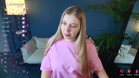 Snapshot of do_u_want_alice chatting on January 30, 2:38 am Alice online show from January 30, 2:38 am