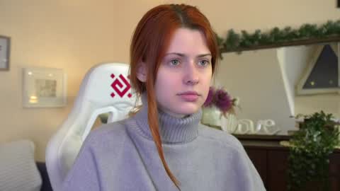 Snapshot of doll_lesli chatting on January 22, 2:35 pm Your doll Lesli online show from January 22, 2:35 pm