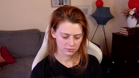 Snapshot of doll_lesli chatting on February 21, 2:48 pm Your doll Lesli online show from February 21, 2:48 pm