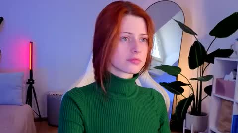 Snapshot of doll_lesli chatting on November 28, 10:18 am Your doll Lesli online show from November 28, 10:18 am