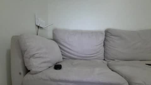 DollarHot30 online show from December 5, 8:11 am