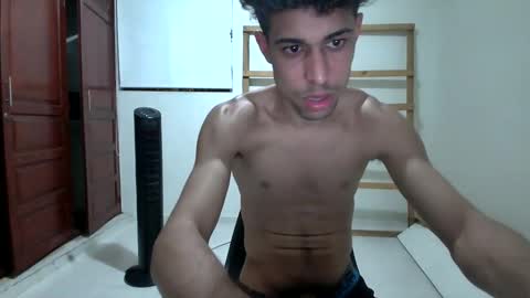 DollarHot30 online show from December 20, 5:36 am