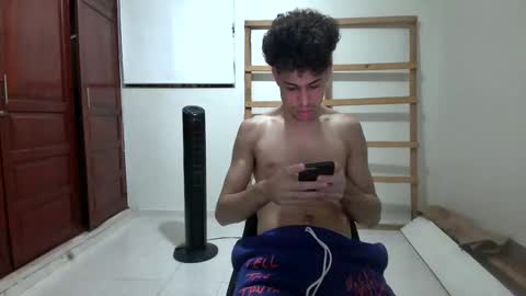 DollarHot30 online show from December 26, 2:12 am