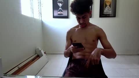 DollarHot30 online show from January 25, 3:41 pm