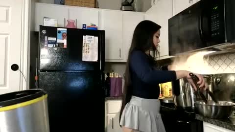 DOLLLFACE online show from December 24, 11:17 am