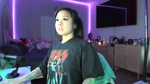 DOLLLFACE online show from March 7, 4:24 am