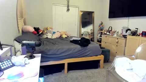 DOLLLFACE online show from March 8, 1:17 am