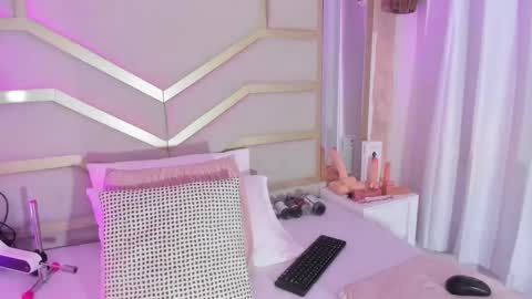 Dollsweety online show from October 1, 8:48 pm