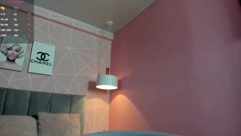 Call me Zoe  online show from February 11, 5:16 am