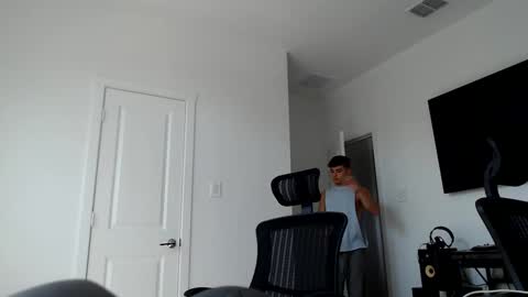 Snapshot of domd3 chatting on September 15, 4:51 pm Dom online show from September 15, 4:51 pm