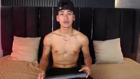 Snapshot of dominic_ghost chatting on September 30, 9:53 pm Dominic online show from September 30, 9:53 pm