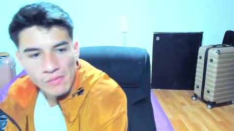 Snapshot of dominic_radccliffe chatting on October 11, 10:41 pm Your real love online show from October 11, 10:41 pm