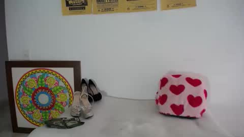 Snapshot of dominic_sofia chatting on November 24, 3:01 pm dominic_sofia online show from November 24, 3:01 pm