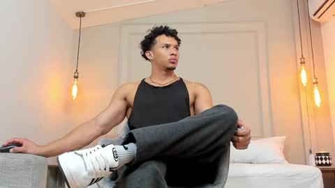 Dominick Star online show from January 28, 9:30 am