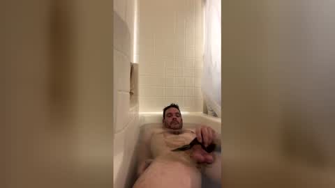 Snapshot of dommydata chatting on December 13, 8:36 pm El Senor de Cielos online show from December 13, 8:36 pm