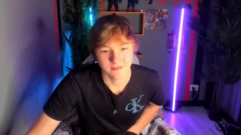 Snapshot of donald_brooks chatting on November 20, 4:18 pm Donald online show from November 20, 4:18 pm