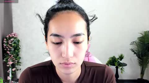 Aura online show from October 24, 2:08 am