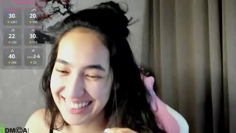 Aura online show from November 29, 3:42 am