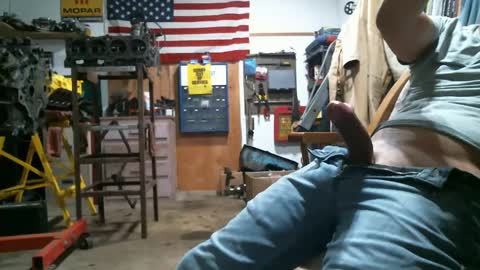 Snapshot of donniestone chatting on September 12, 1:22 pm donniestone online show from September 12, 1:22 pm