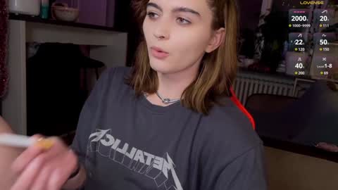 Snapshot of dorfmatratze_ chatting on January 8, 6:31 pm Alice online show from January 8, 6:31 pm