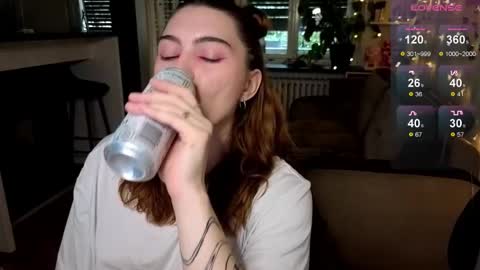 Snapshot of dorfmatratze_ chatting on September 11, 6:02 am Alice online show from September 11, 6:02 am