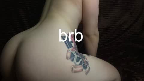 Snapshot of dorfmatratze_ chatting on October 18, 7:14 pm Alice online show from October 18, 7:14 pm