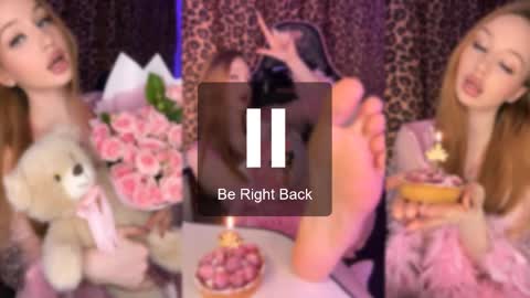 Snapshot of dorothygilbert chatting on March 10, 1:10 pm Next stream November 24 online show from March 10, 1:10 pm