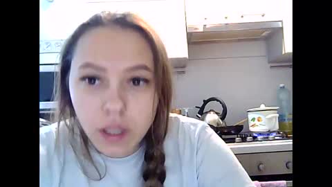 Dorrie Ann online show from December 10, 7:37 am