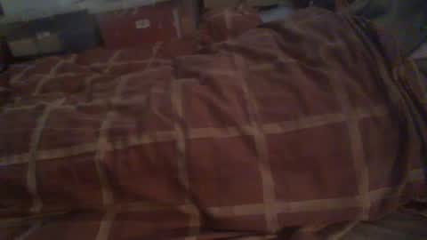 Hello  welcome to Slutsville  I am the Naked Chef  really  but you may call me Peter online show from December 8, 10:19 am