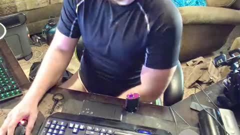 DotYourEyezez  online show from December 6, 1:44 pm