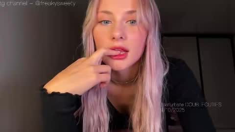 Lana  Eva  dont forget to give us a thumb up online show from October 9, 12:58 pm