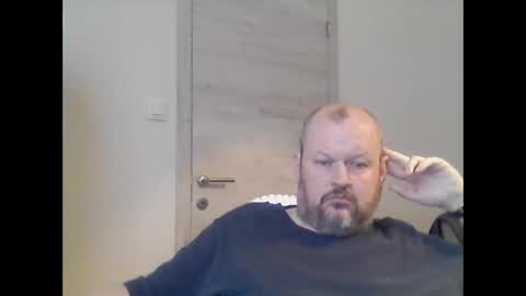 Snapshot of dpau76 chatting on January 17, 12:42 pm Danny online show from January 17, 12:42 pm