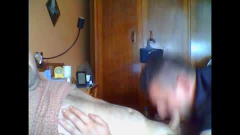 Snapshot of dr_house1 chatting on September 17, 11:12 am dr_house1 online show from September 17, 11:12 am