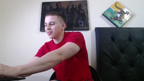 draco_boy2000 online show from January 31, 12:17 am