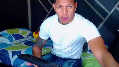 Drake online show from December 12, 5:26 pm