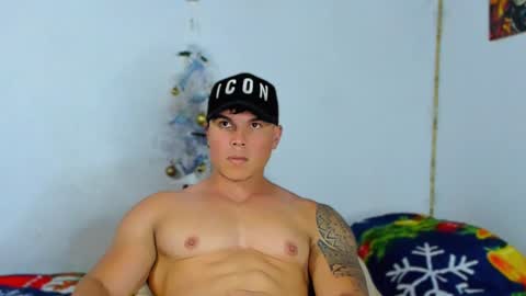 drake_xion1 online show from January 4, 2:03 am