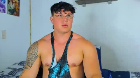 drake_xion1 online show from March 11, 1:37 am