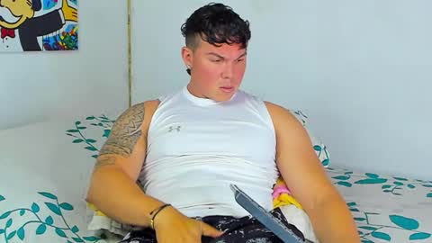 drake_xion1 online show from November 18, 4:11 pm