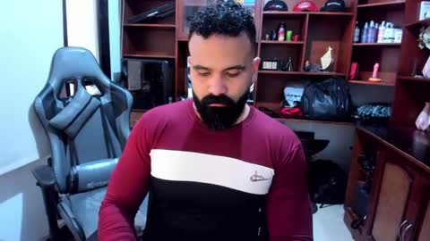 Snapshot of drako_argenti_ chatting on December 31, 5:29 pm Drako online show from December 31, 5:29 pm