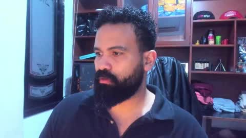 Snapshot of drako_argenti_ chatting on January 29, 3:44 am Drako online show from January 29, 3:44 am