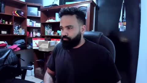 Snapshot of drako_argenti_ chatting on March 9, 6:28 am Drako online show from March 9, 6:28 am