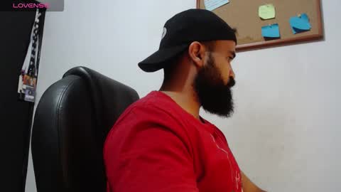 Snapshot of drako_argenti_ chatting on October 19, 6:08 pm Drako online show from October 19, 6:08 pm